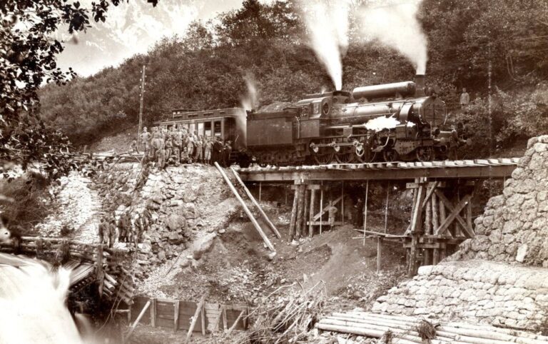 Ripristino della ferrovia a Bagni di Lusnizza dopo l’alluvione del 1903
